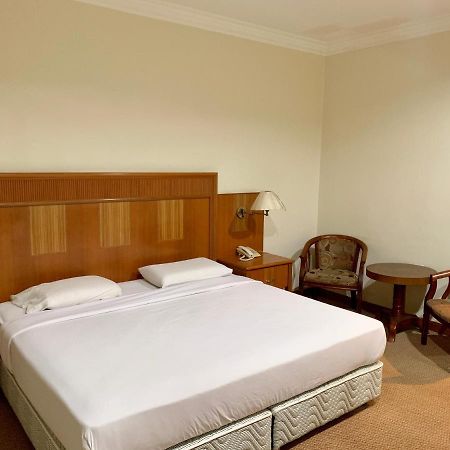 New Grand Hotel Keningau Exteriör bild